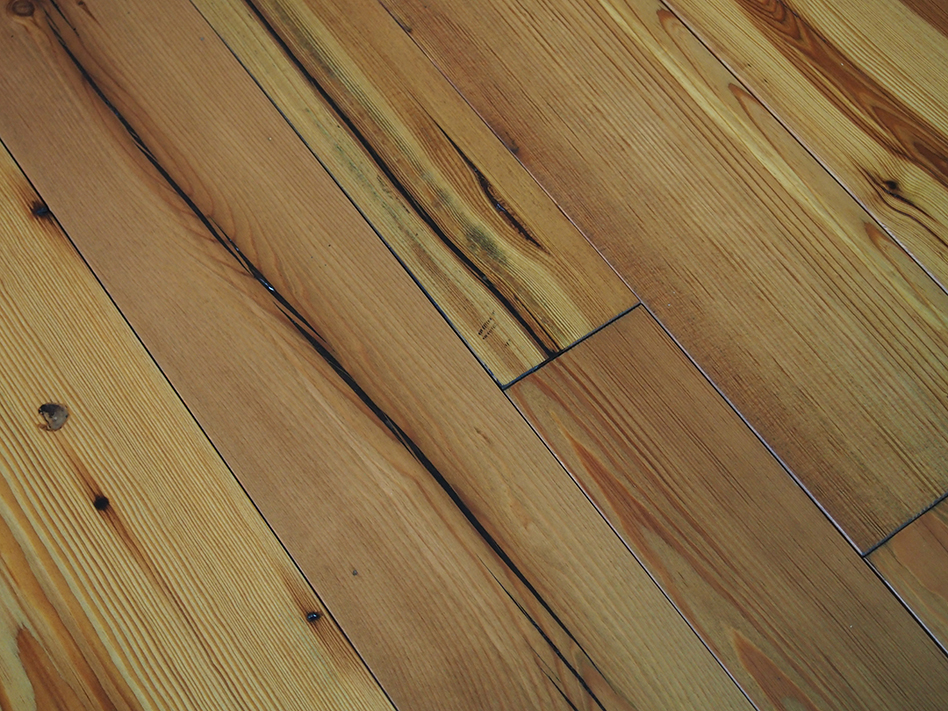Reclaimed Heart Pine Peachey Hardwood Flooring